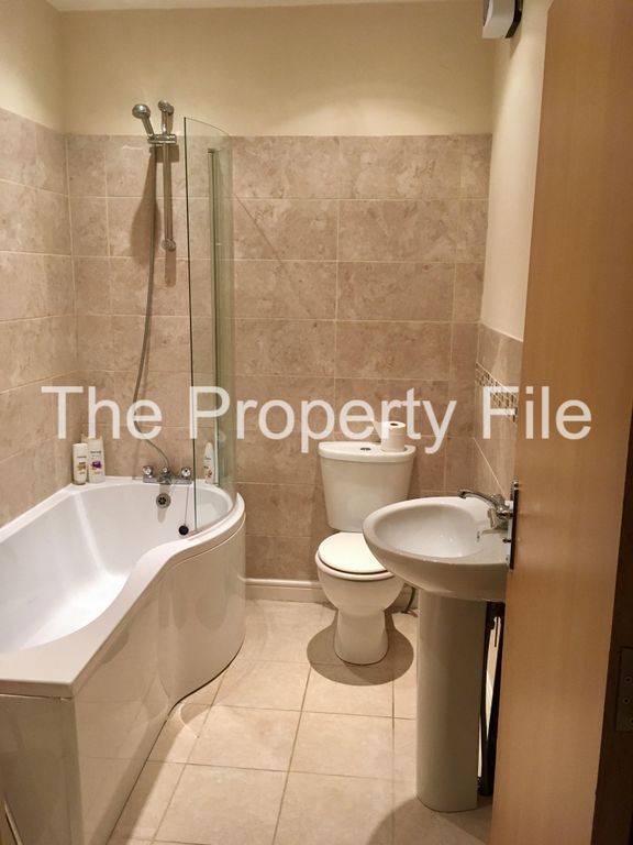 Property photo 3 of 3