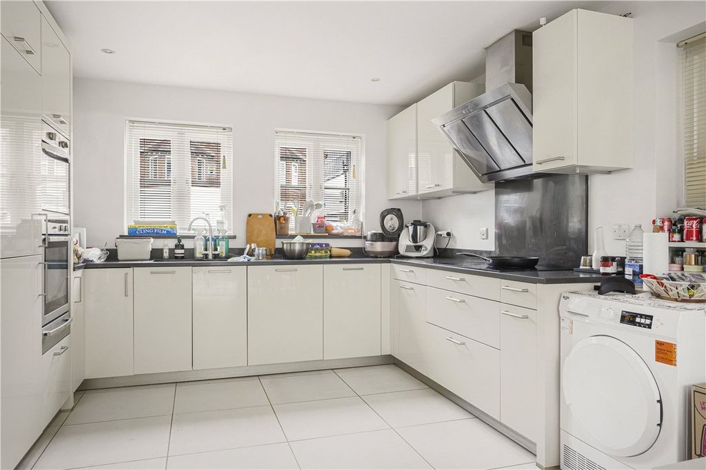 Property photo 2 of 14 Picture No. 02