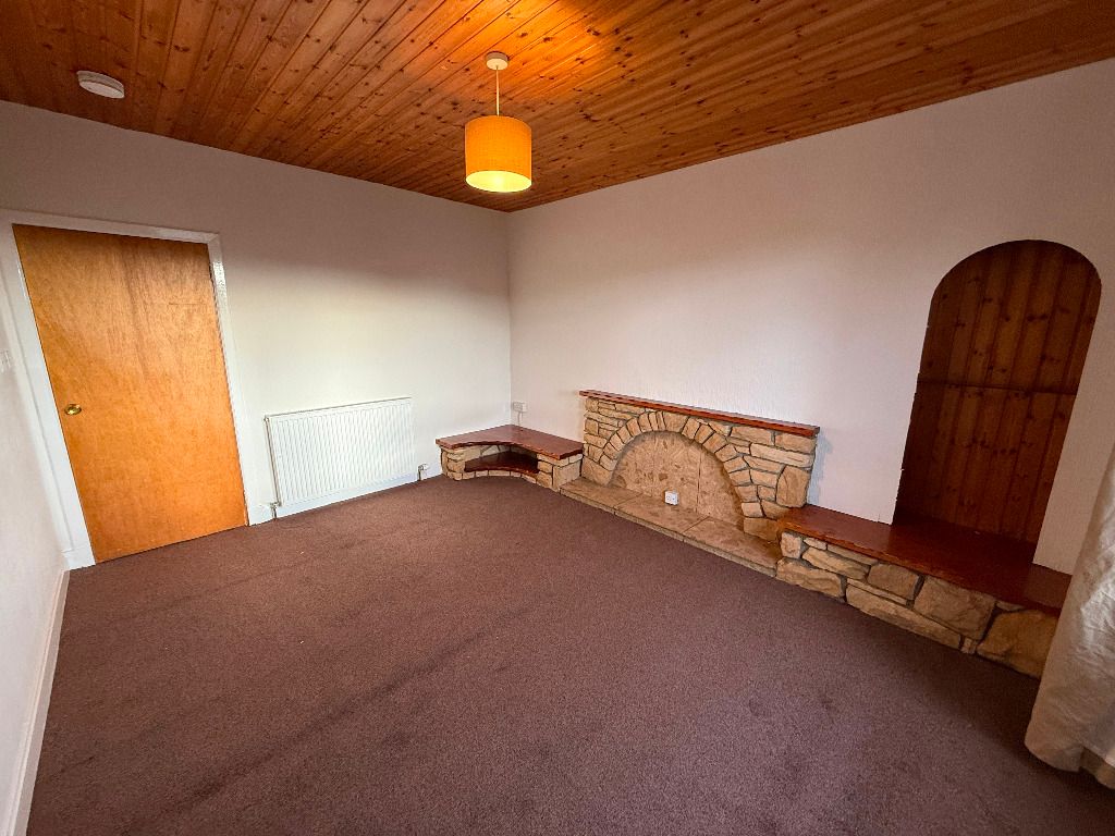 Property photo 3 of 8 Photo 3