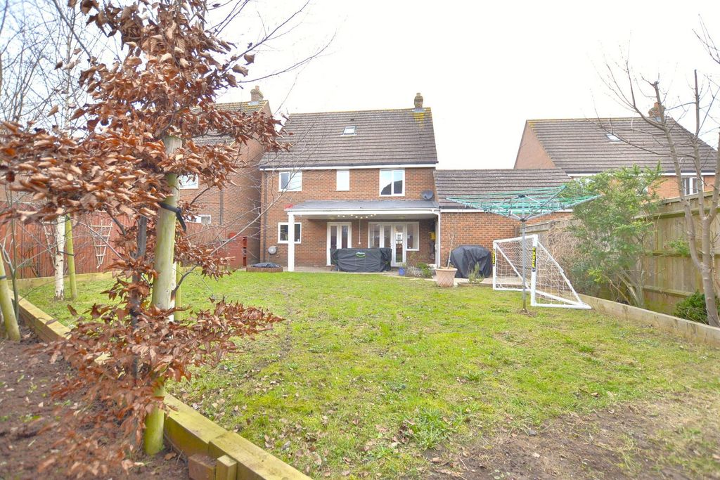 Property photo 1 of 21