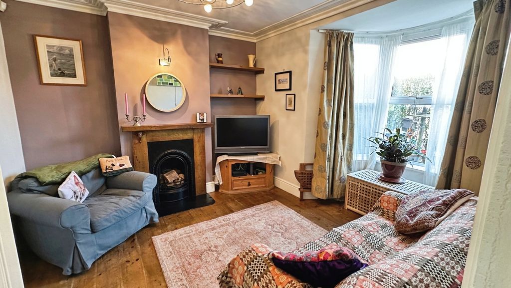 Property photo 2 of 22 Pbox-Img.Jpg