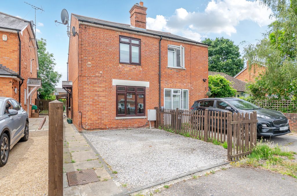 Property photo 1 of 17 1316285-4-686528c...