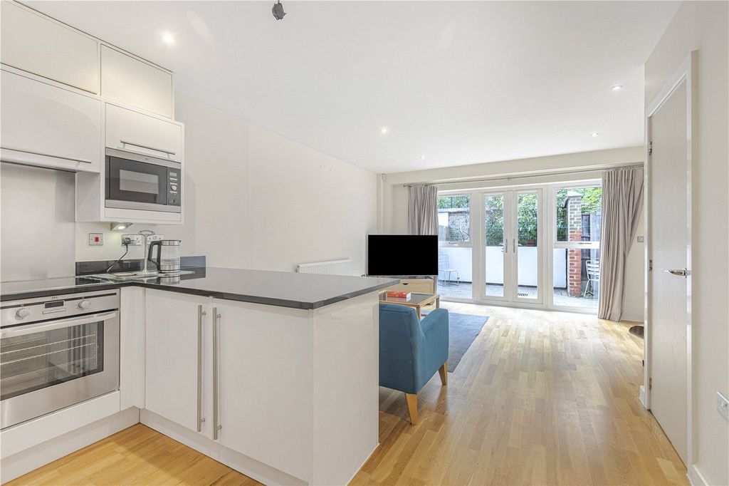 Property photo 2 of 15 Picture No. 05