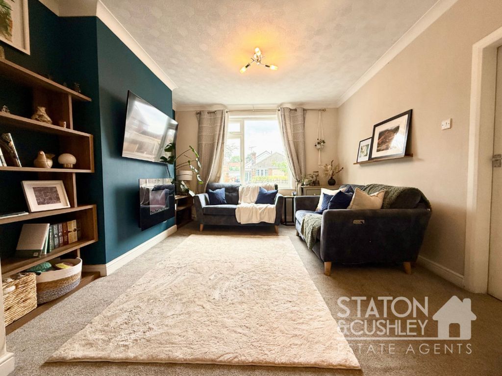 Property photo 3 of 27
