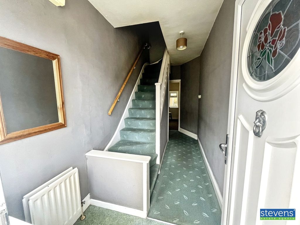 Property photo 2 of 21 Image00002