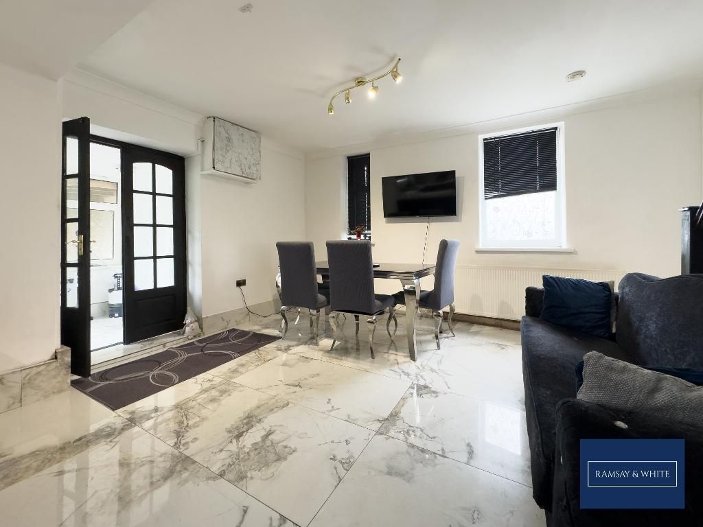 Property photo 3 of 16 Photo 3