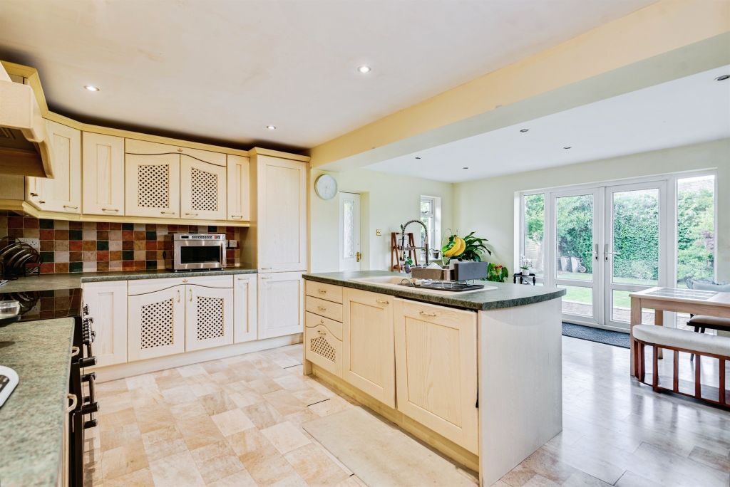 Property photo 1 of 26