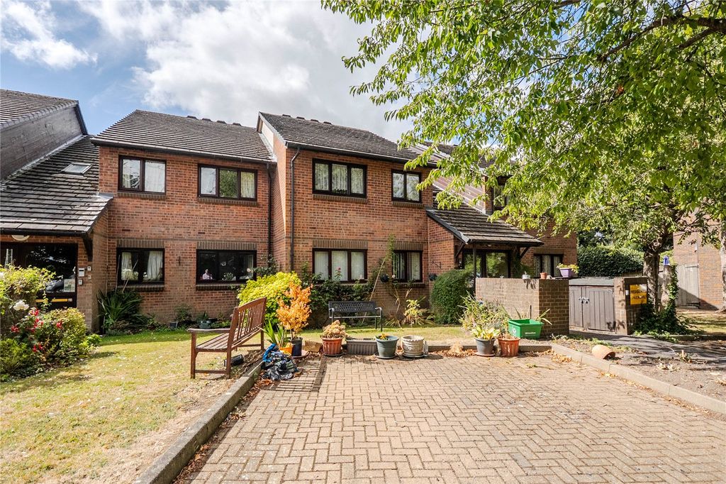 Property photo 2 of 14 Picture No. 10