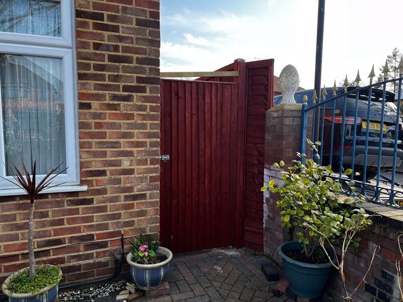 Property photo 2 of 18 Photo 17