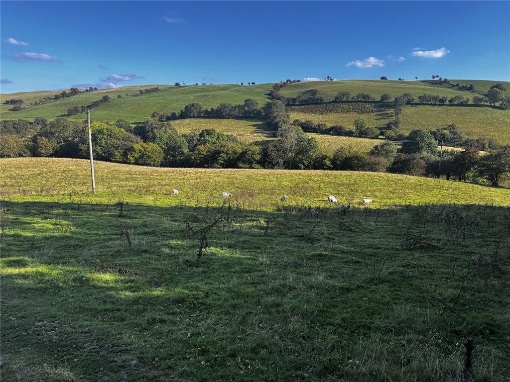 Property photo 2 of 9 Picture No. 01