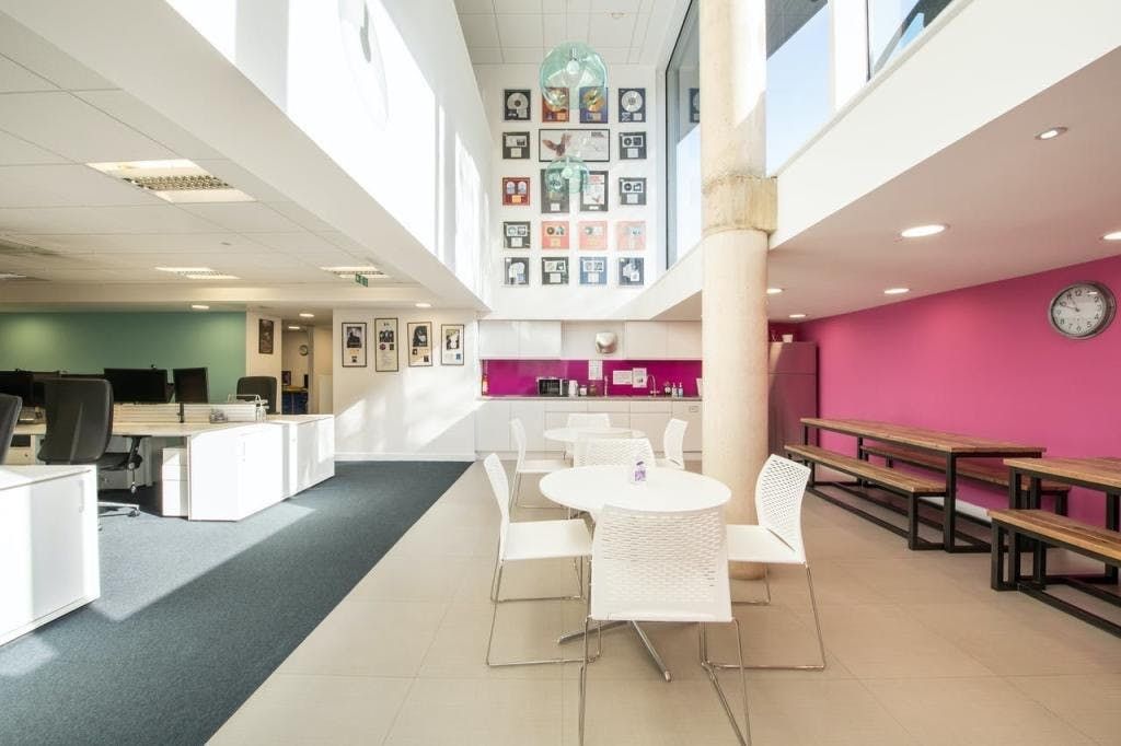 Property photo 3 of 9 Thumbnail_Img_5302.Jpg