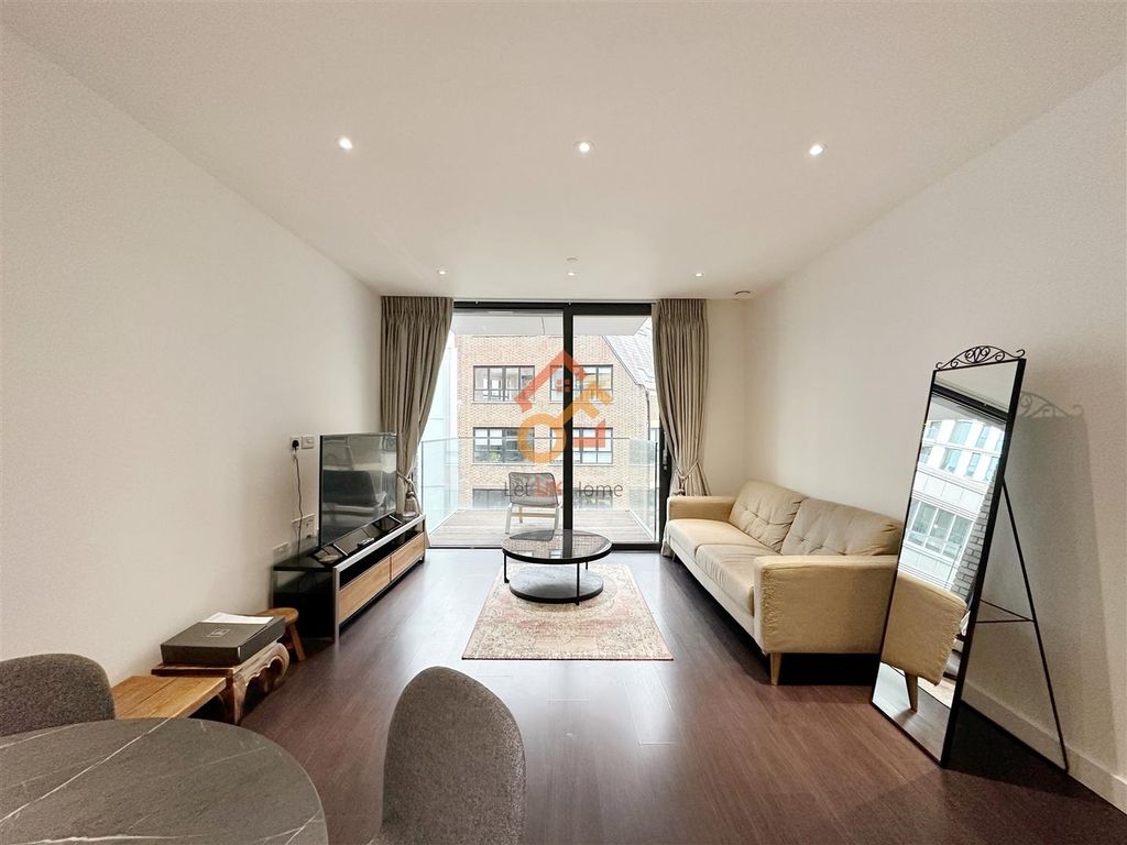 Property photo 2 of 42 ????_2025-10-15_190332_388.Jpg