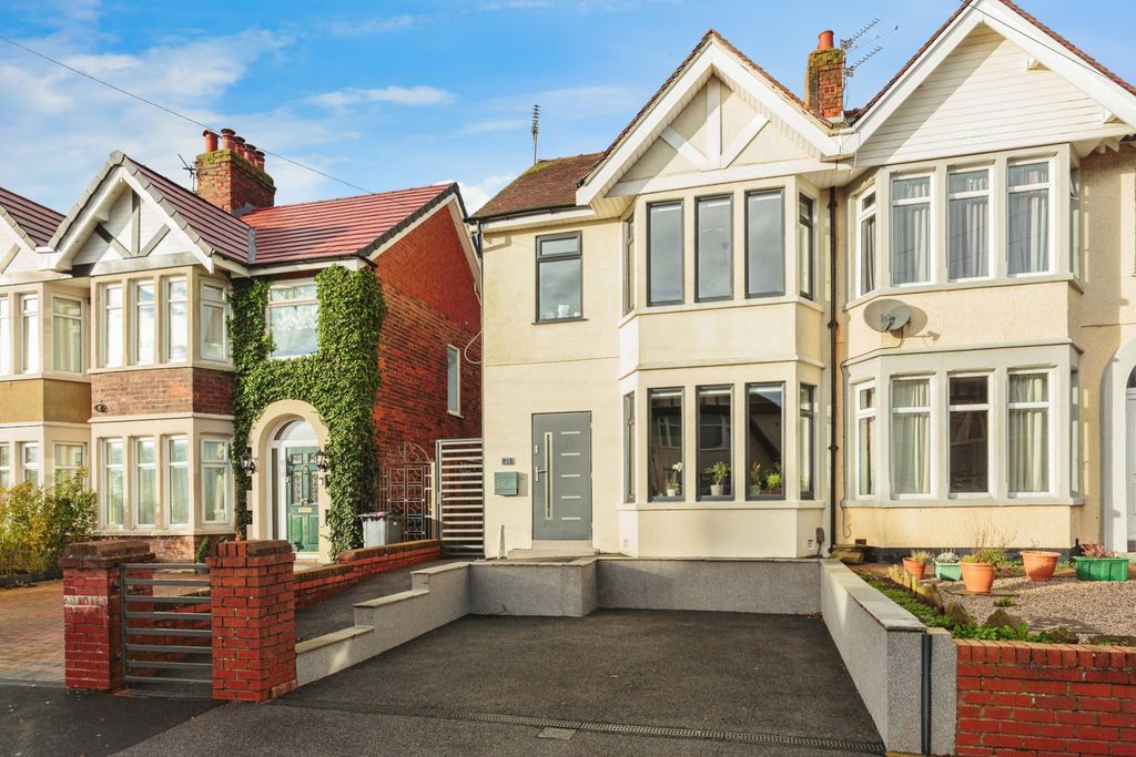 Property photo 1 of 21