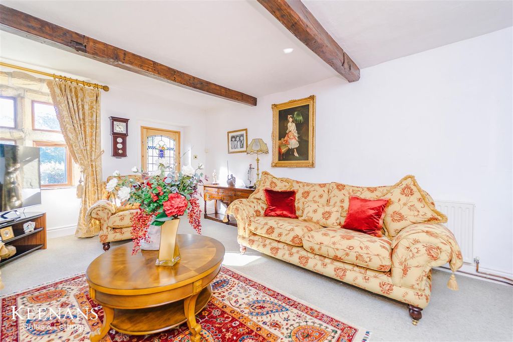 Property photo 3 of 30 16.Jpg