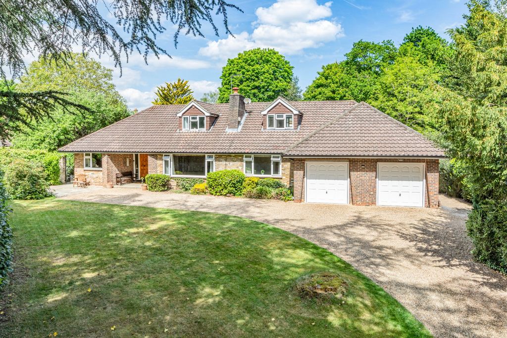 Property photo 1 of 36 Picture No. 42