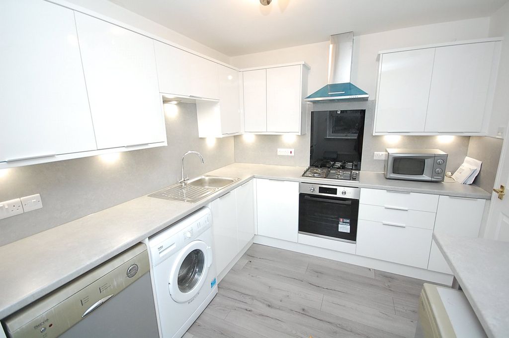 Property photo 1 of 9 Photo 1