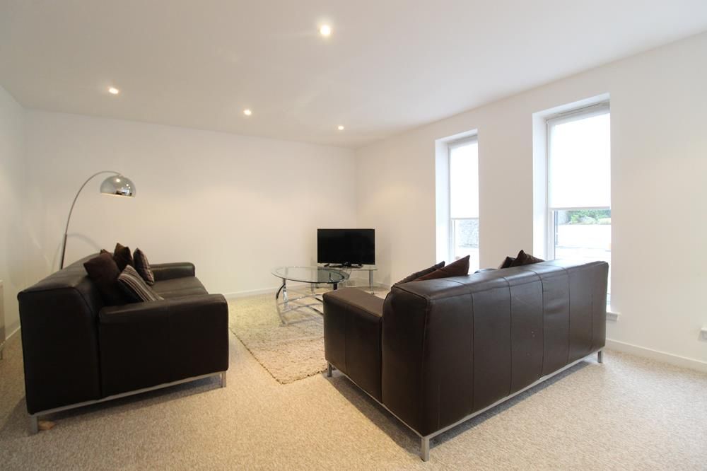 Property photo 2 of 11 Img_0032