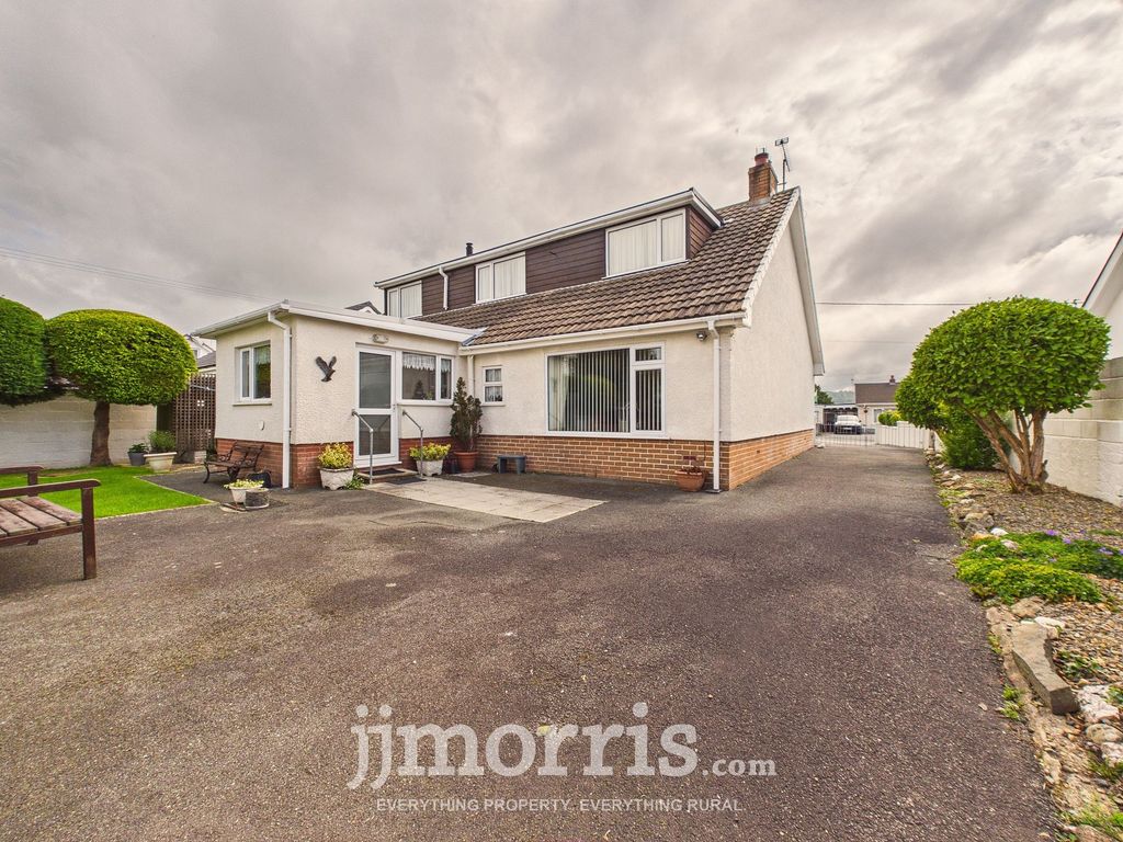 Property photo 1 of 34