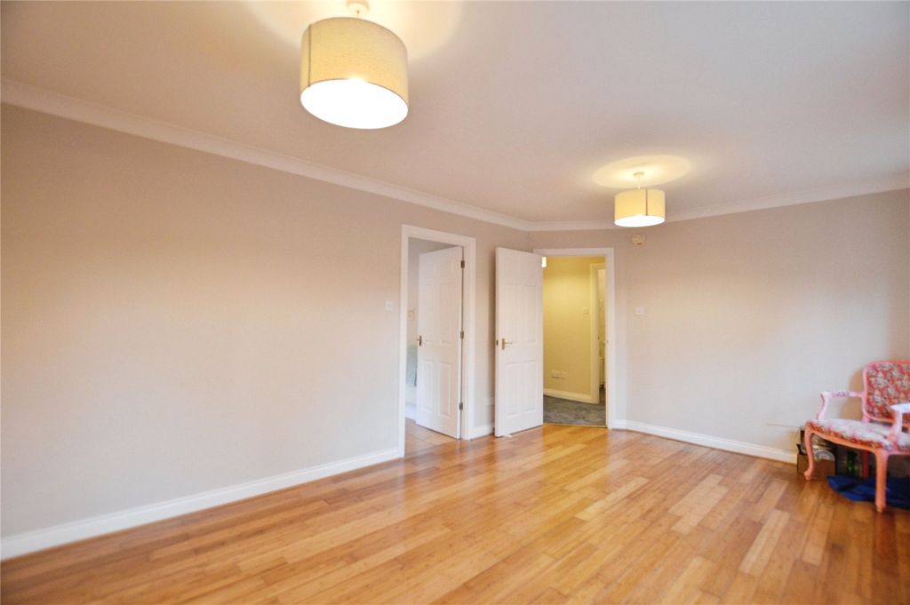 Property photo 3 of 8 Living/Dining Area