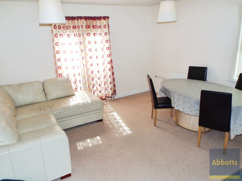 Property photo 3 of 6