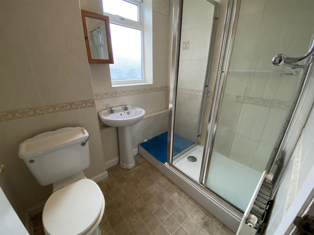 Property photo 3 of 3 Shower Room