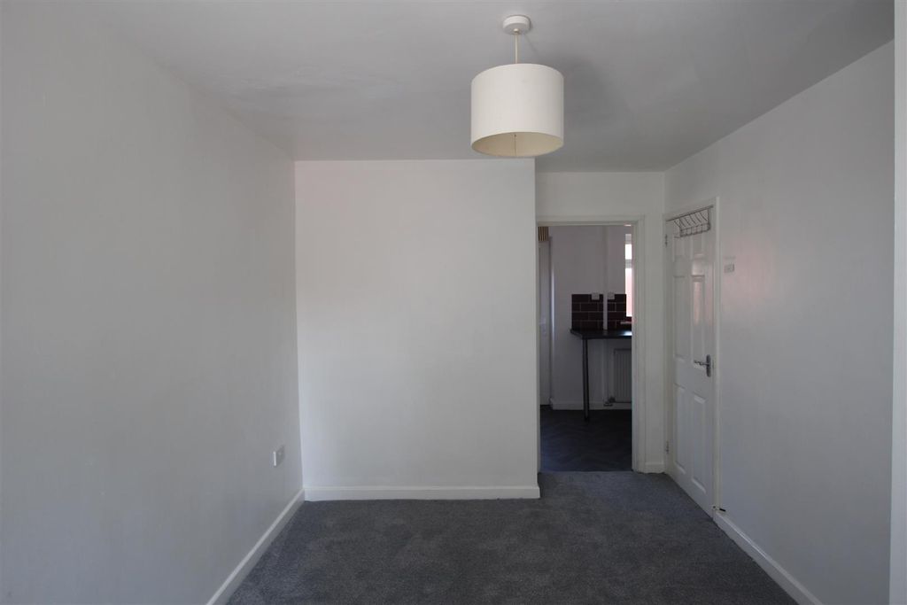 Property photo 2 of 10 Img_4006.Jpg