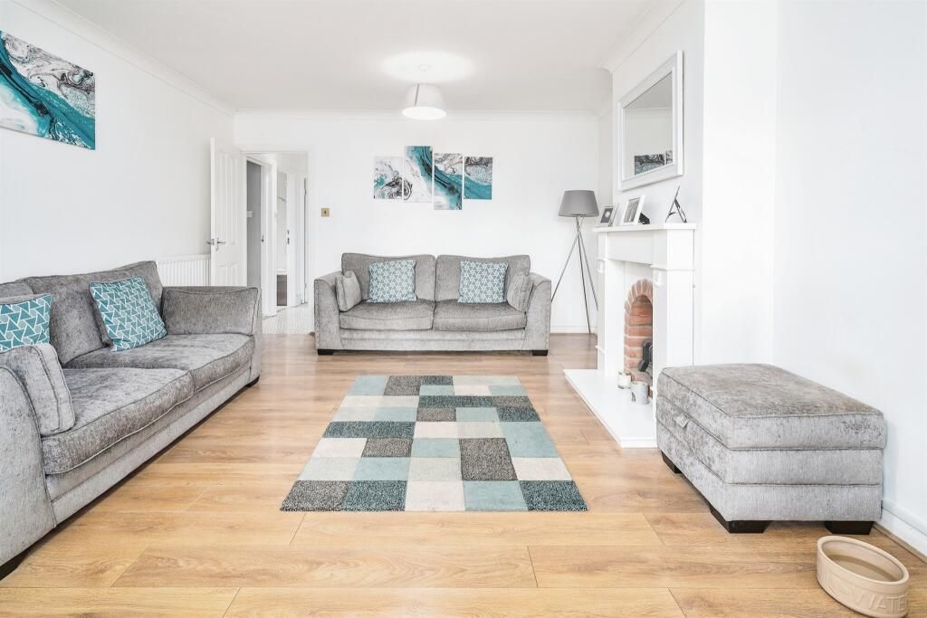 Property photo 2 of 13 Na