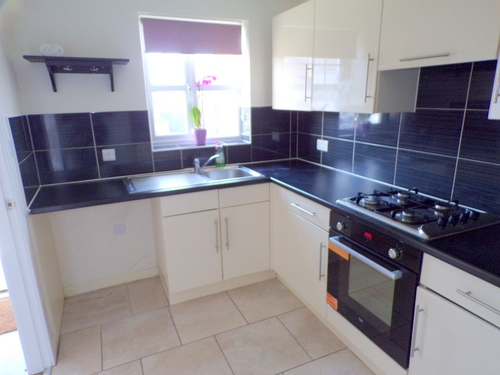 Property photo 3 of 12