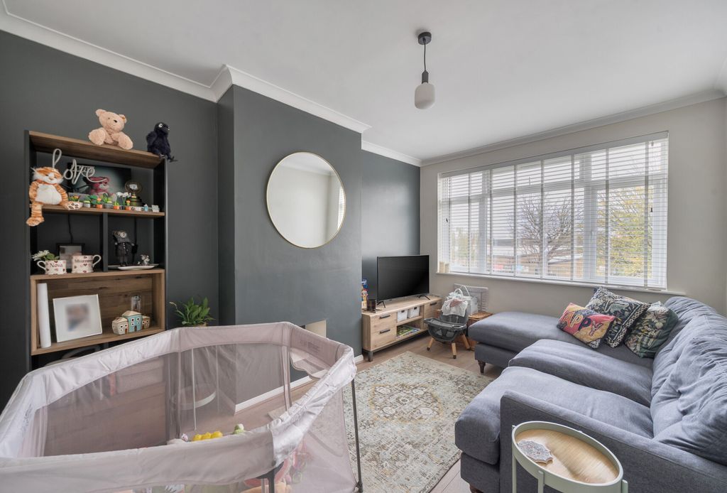 Property photo 2 of 13 1376689-5-6913046...