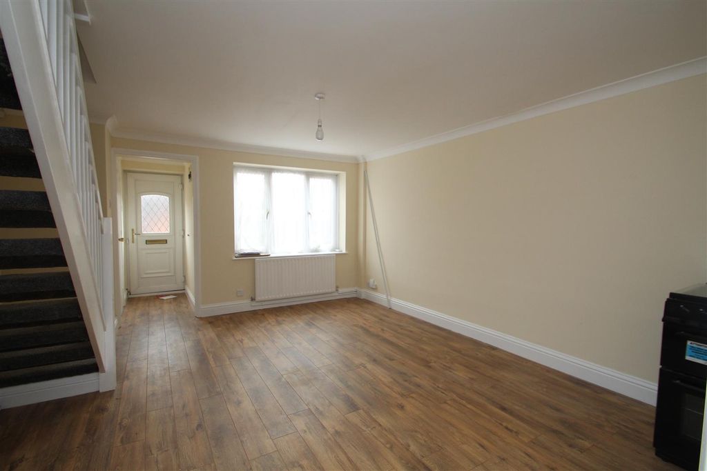 Property photo 3 of 10 Lounge 1.Jpg