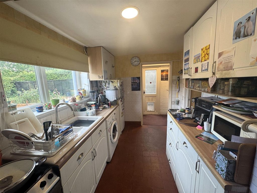 Property photo 3 of 19