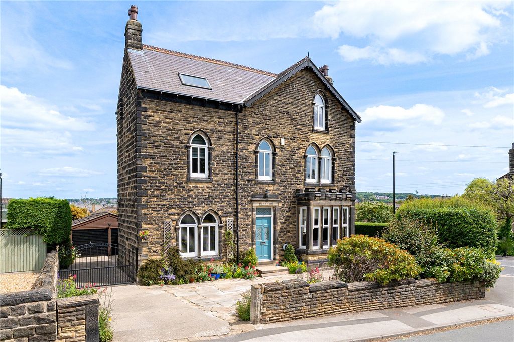 Property photo 1 of 33 Picture No. 10