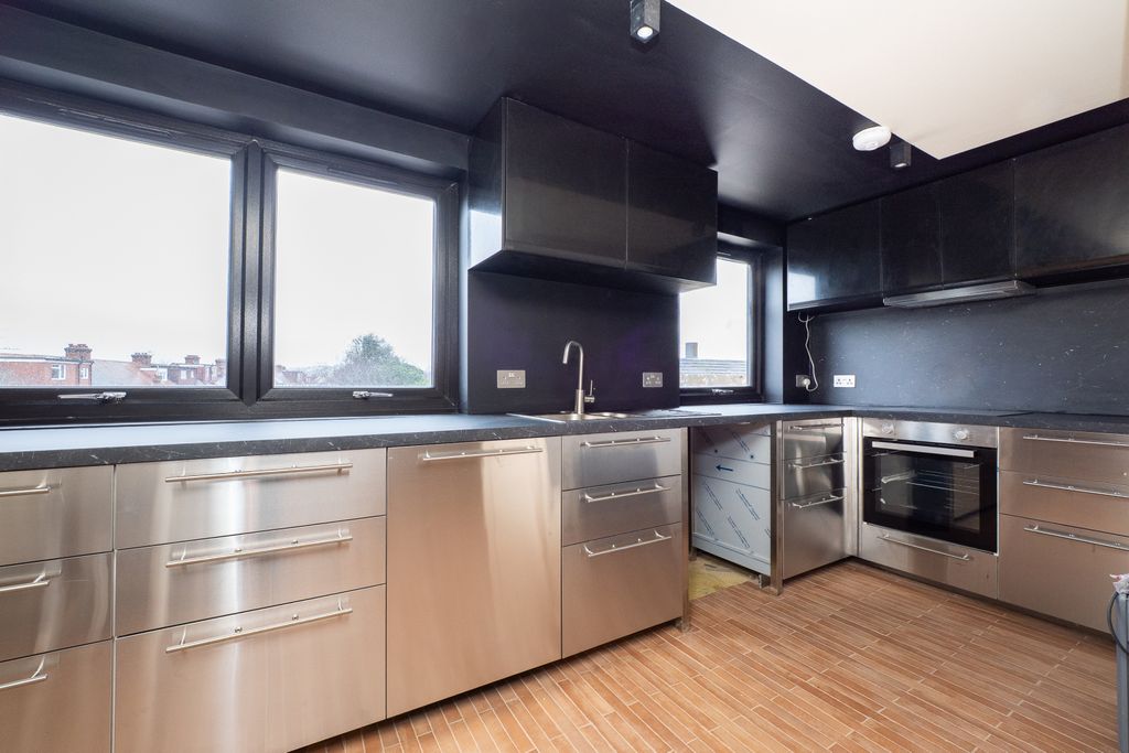 Property photo 3 of 12 Picture No. 03