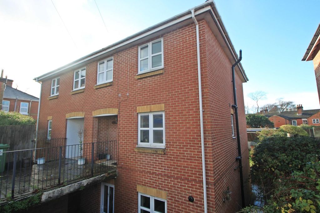 Property photo 1 of 9 Main.Jpg