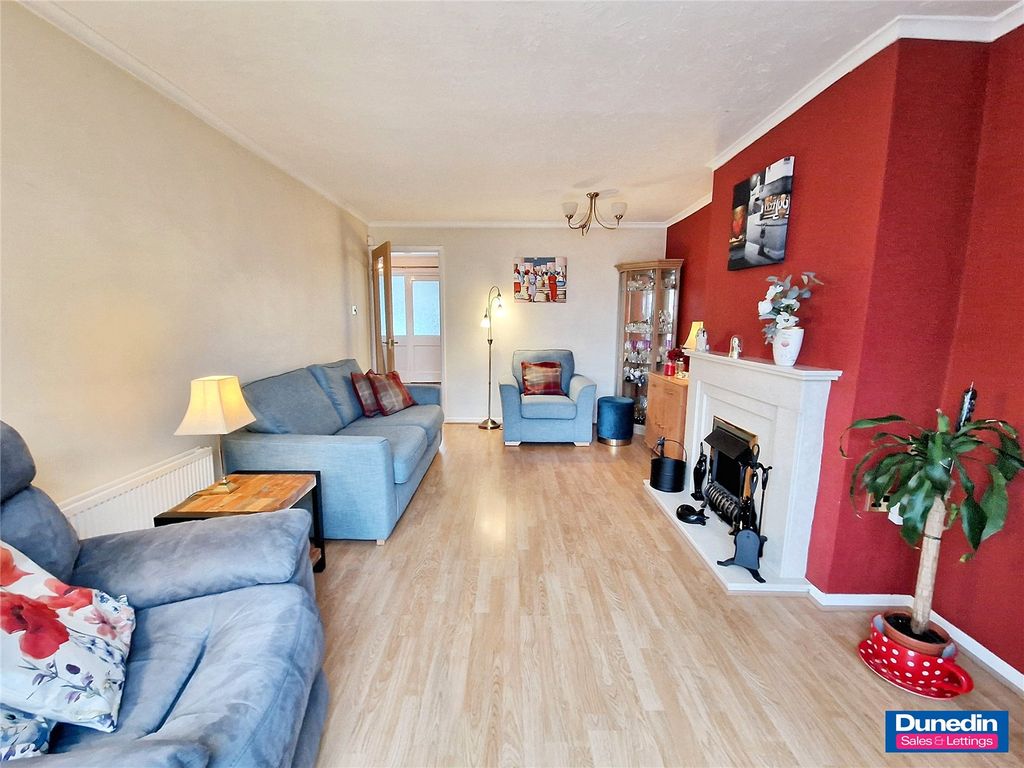 Property photo 2 of 17 Picture No. 02