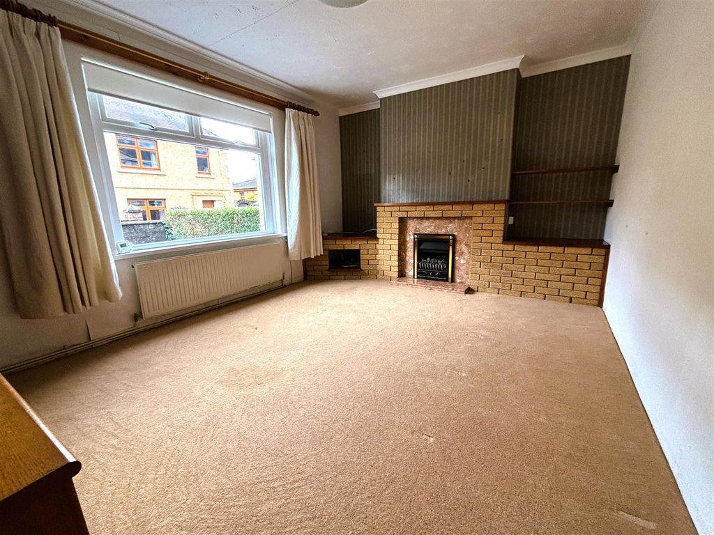 Property photo 2 of 15 Front Reception Room