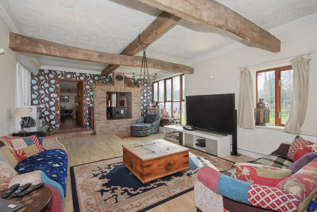 Property photo 3 of 21