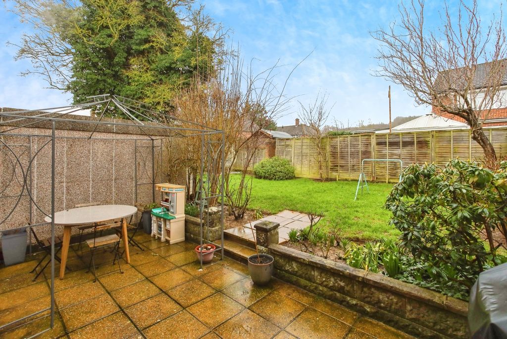 Property photo 3 of 16 Photo