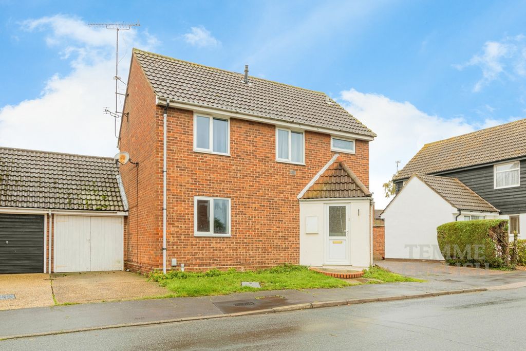 Property photo 2 of 16