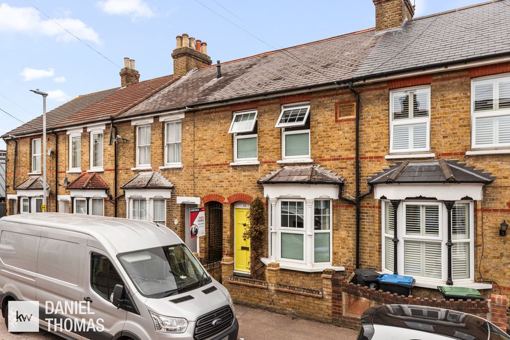 Property photo 1 of 22