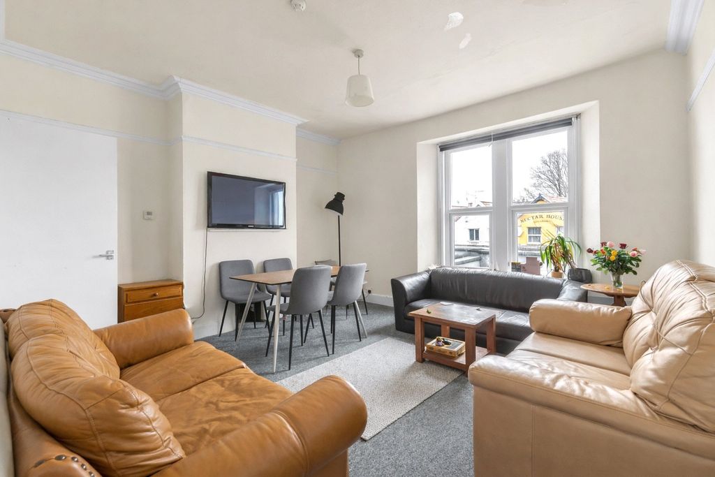 Property photo 1 of 11 Picture No. 79