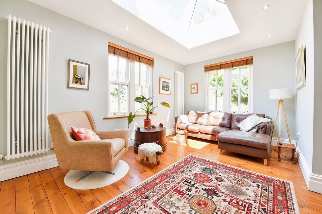 Property photo 3 of 34 Not Specified
