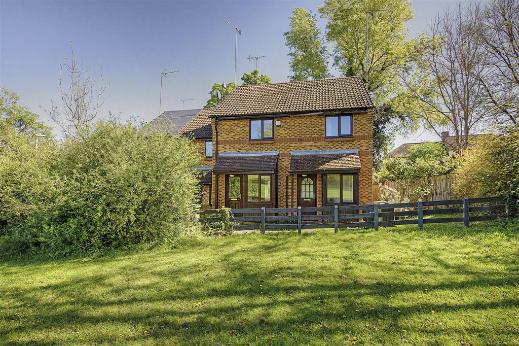 Property photo 1 of 15 Mercers-Row-14.Jpg