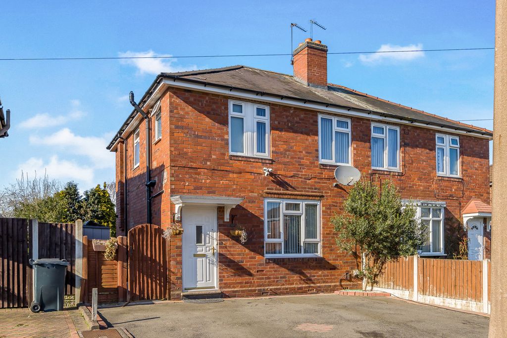 Property photo 1 of 12