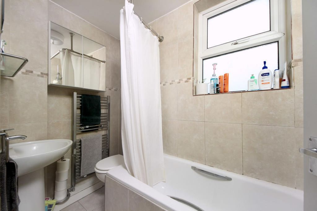 Property photo 3 of 5