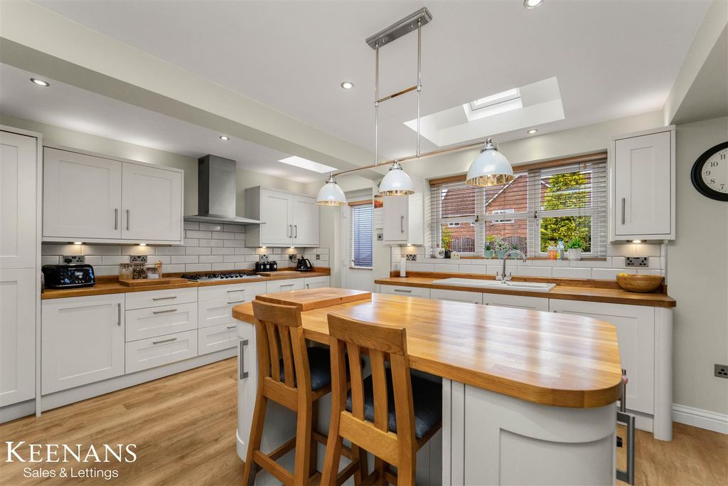 Property photo 2 of 52 2.Jpg
