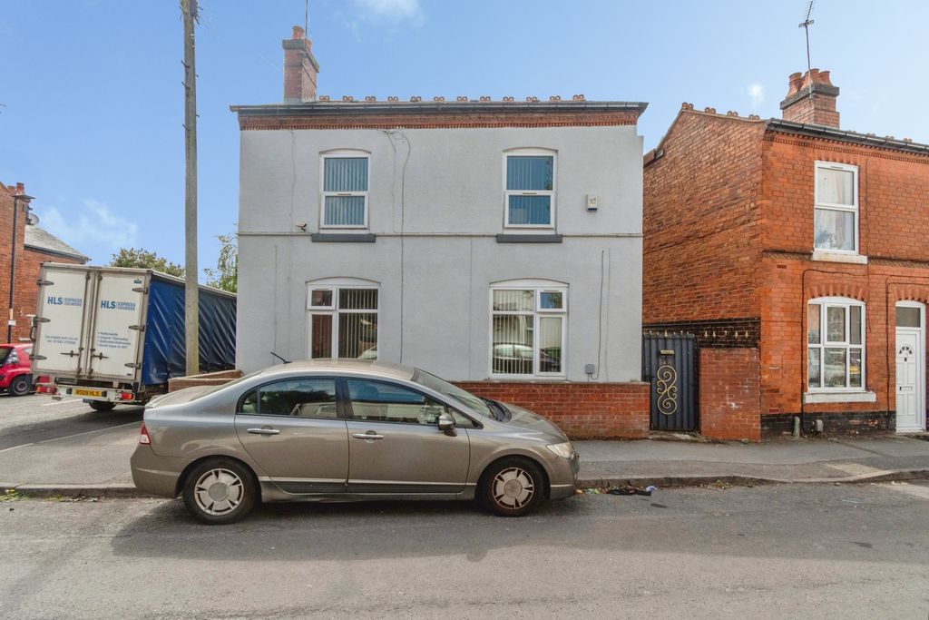 Property photo 1 of 15