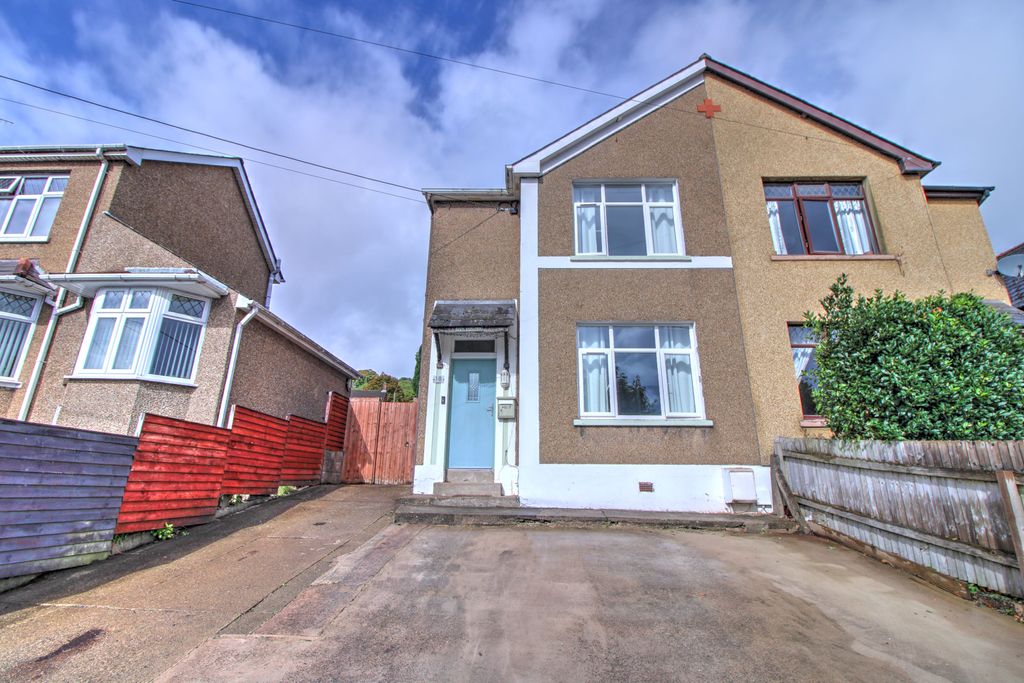 Property photo 1 of 19 Img_5547_8_9Interior3