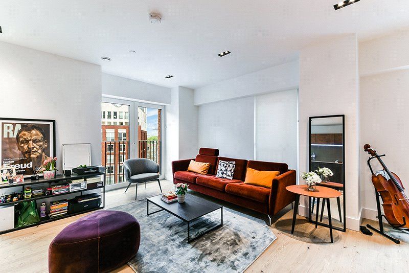 Property photo 1 of 17 Keybridge Tower