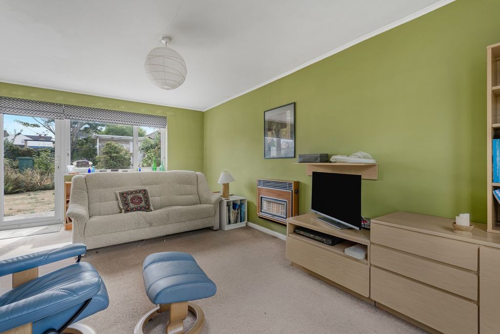 Property photo 3 of 16